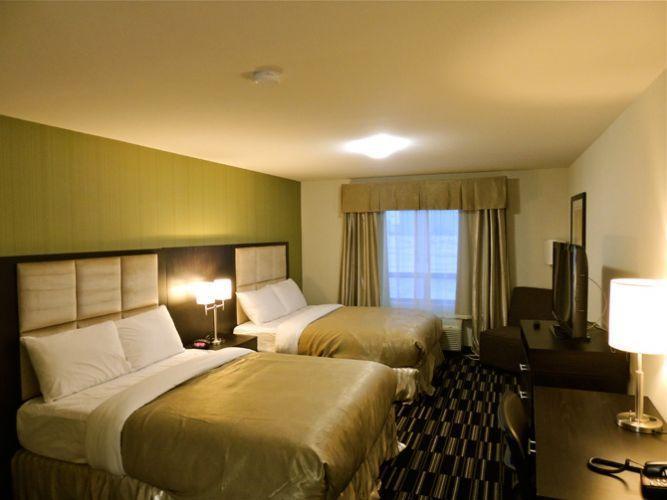 Western Star Inn And Suites Carlyle الغرفة الصورة