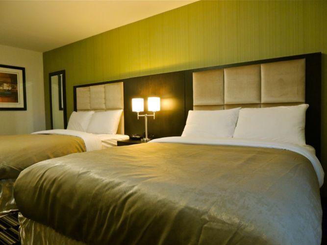 Western Star Inn And Suites Carlyle الغرفة الصورة