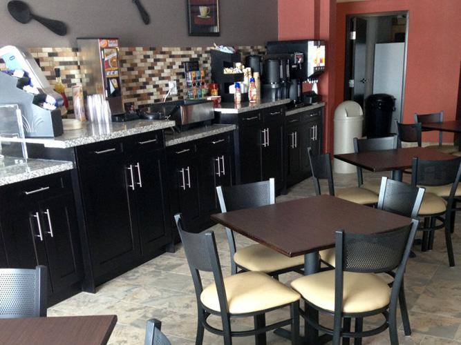 Western Star Inn And Suites Carlyle المظهر الخارجي الصورة